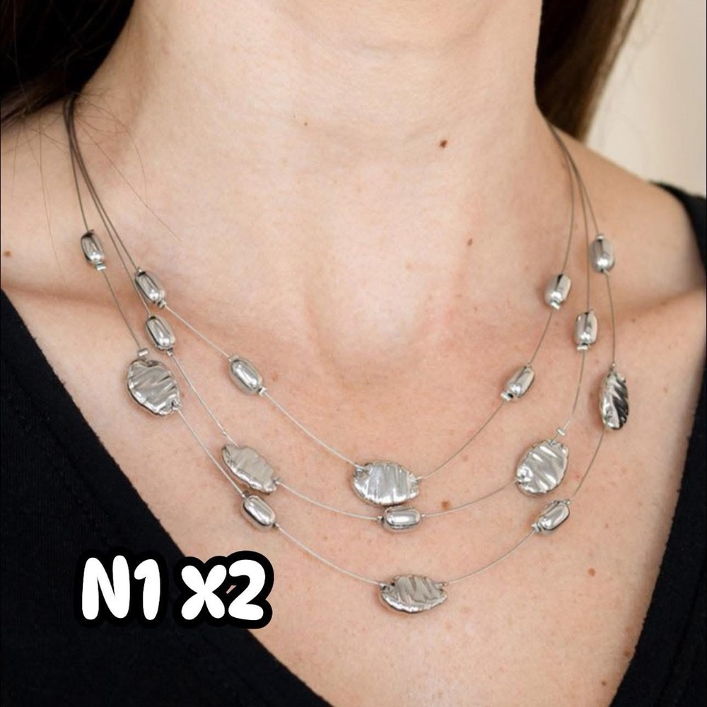Paparazzi Elegant Silver Layered Necklace